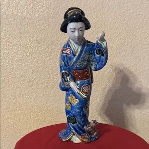 Japanese Kutani Geisha figurine